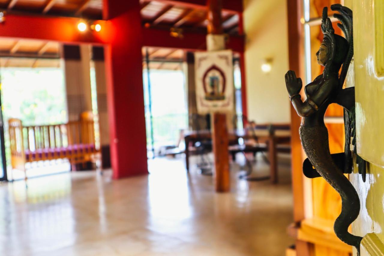 エッラ Sitha'S Heaven Bed & Breakfast エクステリア 写真